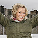 Suzanne Shaw